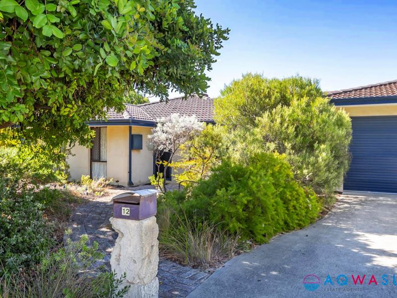 12 Karunjie Road, Golden Bay