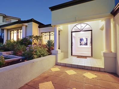 5 Shadycroft Retreat, Dianella WA 6059