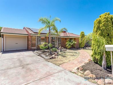 14 Sanderling Drive, Thornlie WA 6108