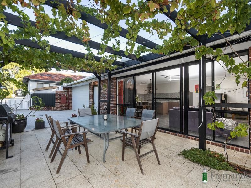 72A Snook Crescent, Hilton