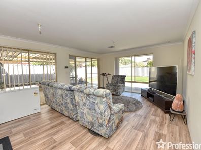 238 Grand Ocean Boulevard, Port Kennedy WA 6172