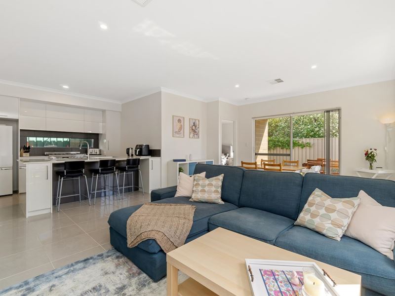 9A Lyrebird Way, Thornlie