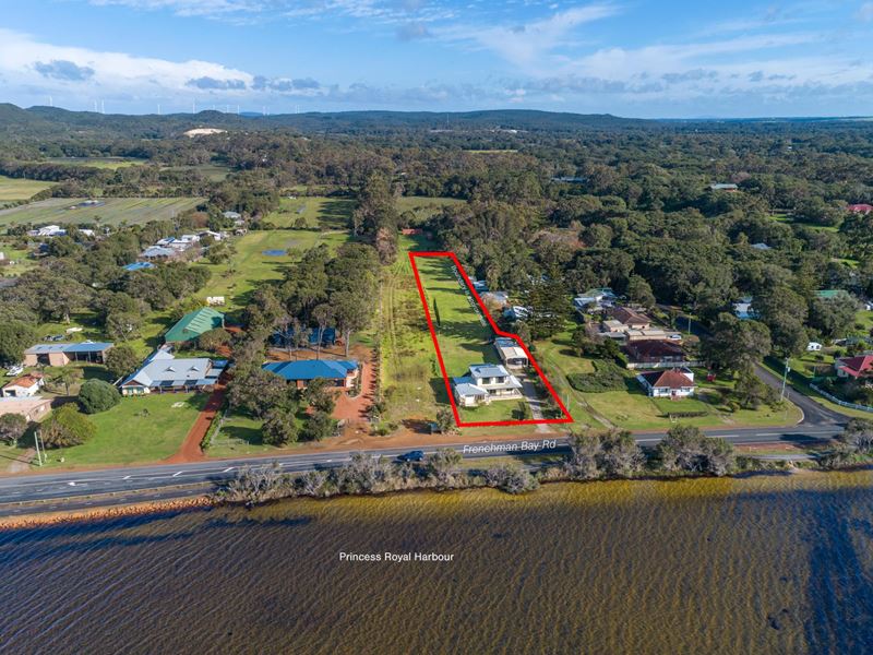 326 Frenchman Bay Road, Robinson