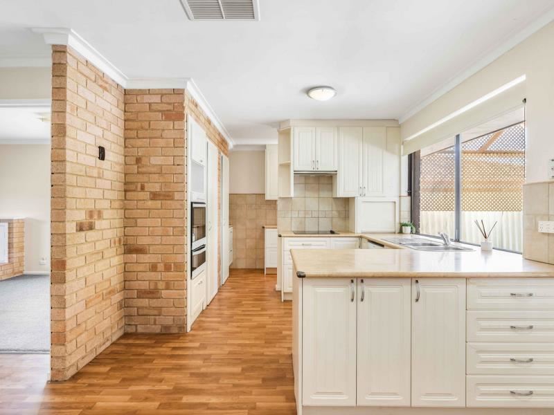 162 Glengarry Drive, Duncraig