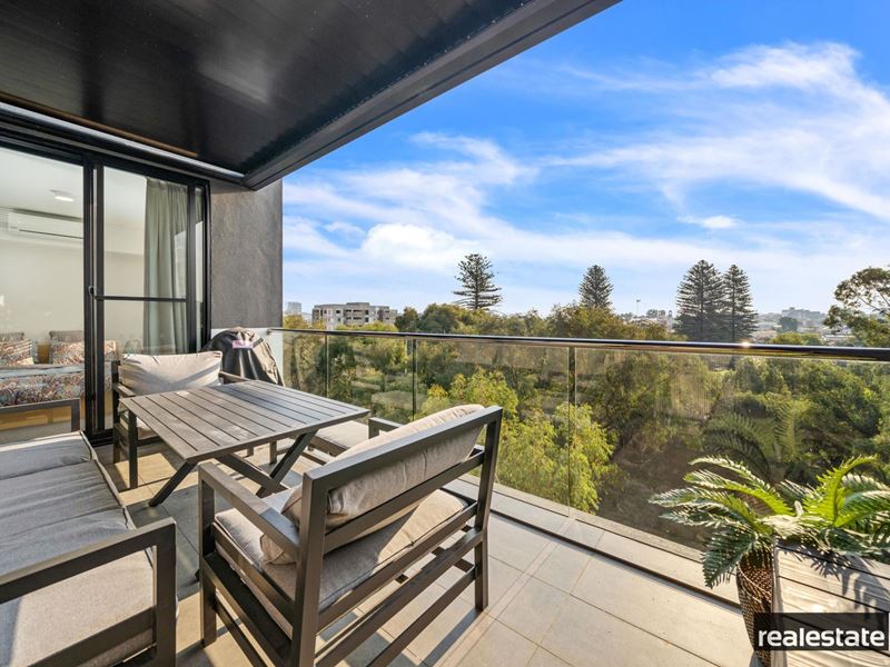 122/99 Palmerston Street, Perth