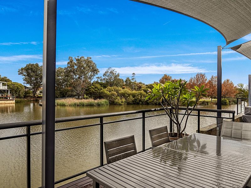 11/151 Grindleford Drive, Stirling