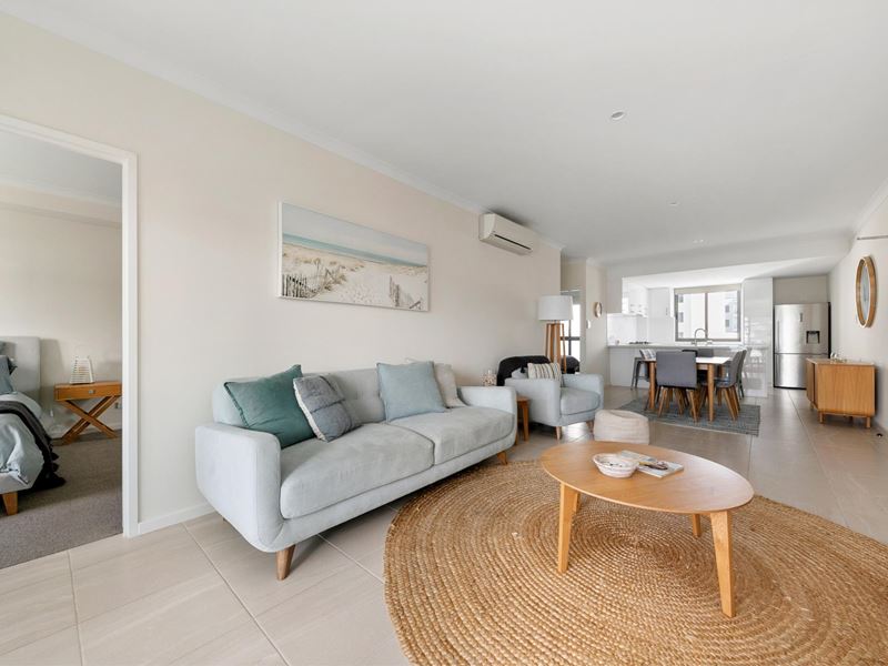 10/81 Orsino Boulevard, North Coogee