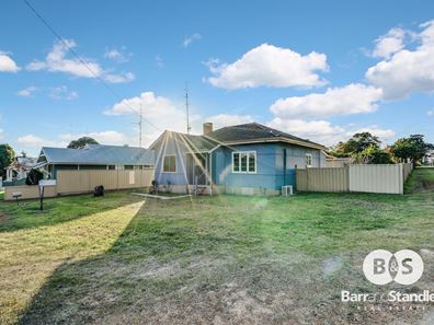 22 Green Street, Waroona WA 6215