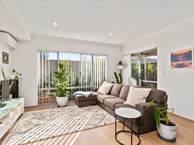 3/627 Beach Road, Warwick