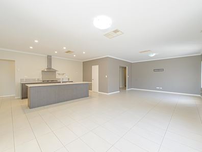 10 Verbana Drive, Aveley WA 6069