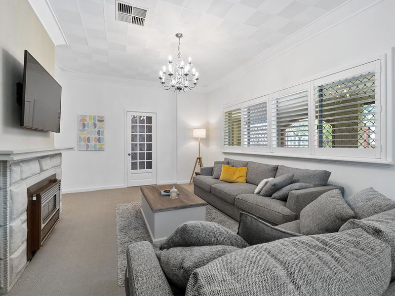 6A/6A Pitt  Street, St James