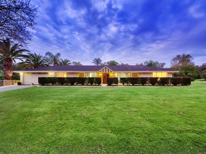 79 Wildflower Drive, Carramar