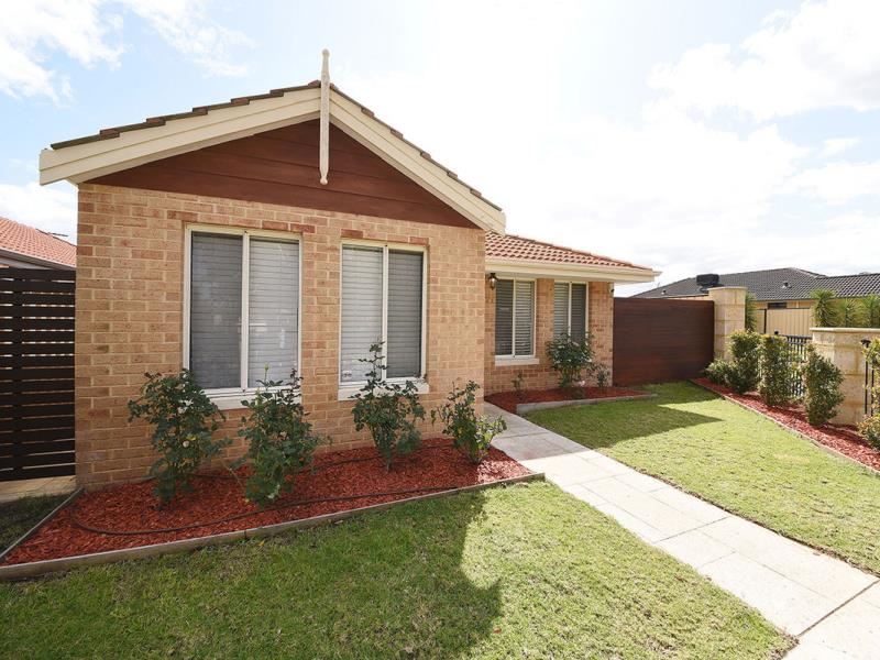 10 Harden Park Trail, Carramar WA 6031