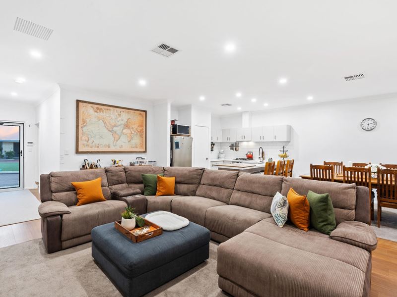 6/3 Mountain View, Kelmscott