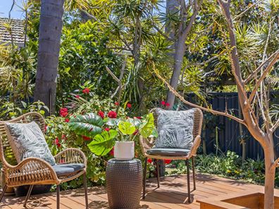 23 Madang Lane, Doubleview WA 6018