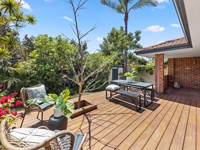 23 Madang Lane, Doubleview WA 6018