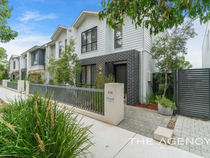 219 Leeuwin Boulevard, Bushmead