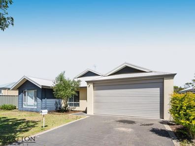 18 Vaucluse Way, Coodanup WA 6210