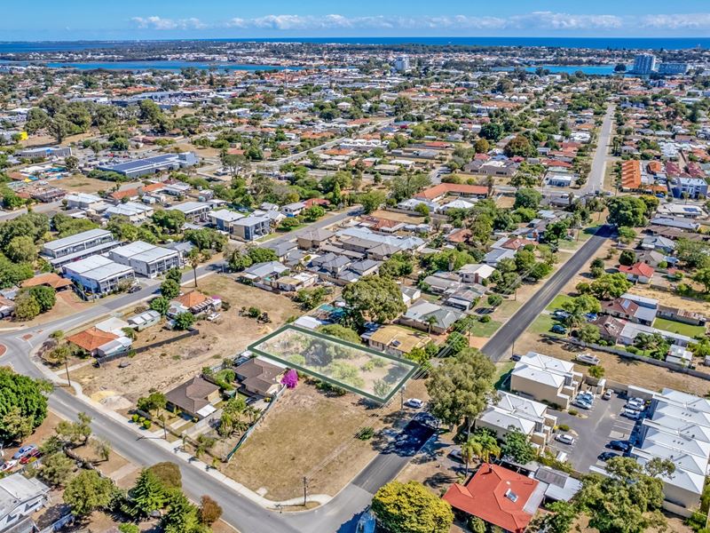 19 Service Street, Mandurah WA 6210