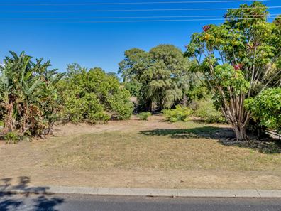 19 Service Street, Mandurah WA 6210