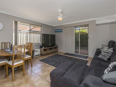 1 Riaza Parkway, Port Kennedy WA 6172