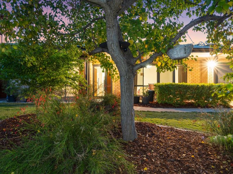 4 Kilkenny Gardens, Halls Head WA 6210