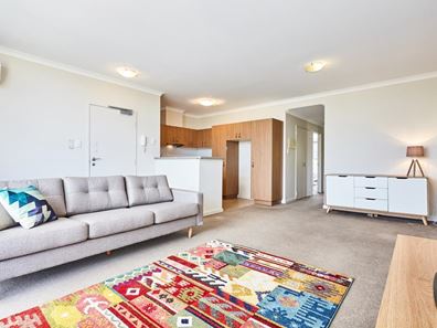 12/5 Ibera Way, Success WA 6164