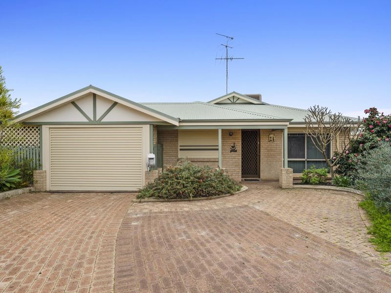 2/4 Trerose Close, Erskine WA 6210