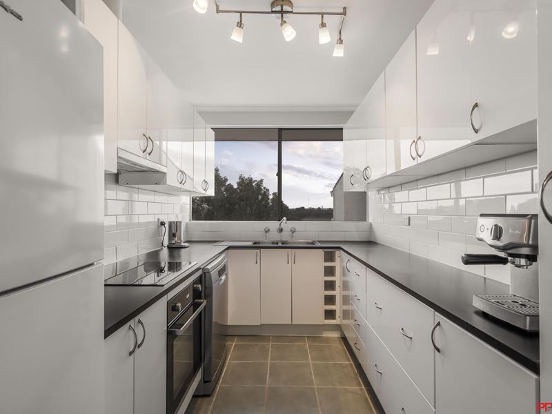 123/12 Wall Street, Maylands