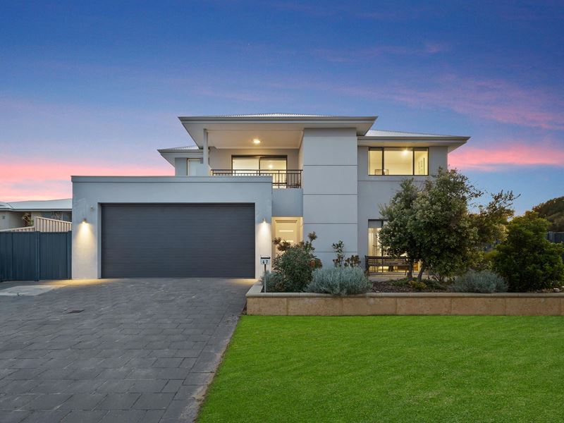 47 Fourth  Avenue, Shoalwater