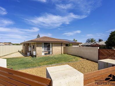 33 Kultown Drive, Waggrakine WA 6530