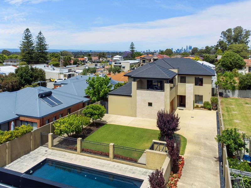220B Swan Street, Yokine