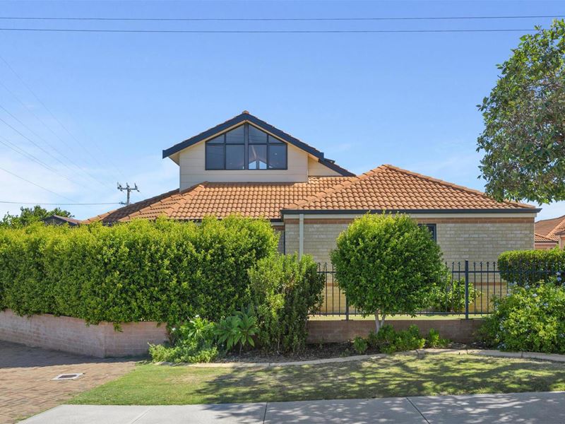 1/231 The Strand, Dianella