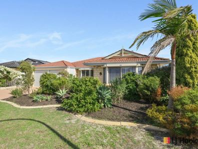 32 Marraboor Place, Success WA 6164