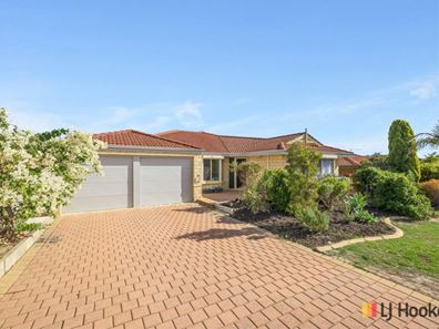 32 Marraboor Place, Success WA 6164