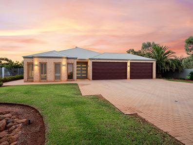 10a O'Byrne Crescent, Broadwood WA 6430