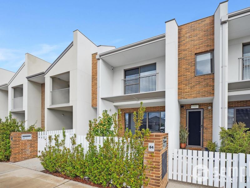 86 Sunstone Boulevard, Treeby