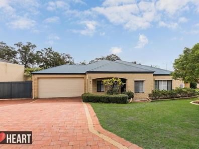 2 Ballater Heights, Bibra Lake WA 6163