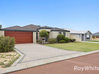 5 Lea Wynd, Lakelands WA 6180