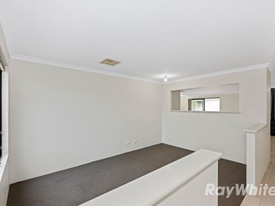 5 Lea Wynd, Lakelands WA 6180