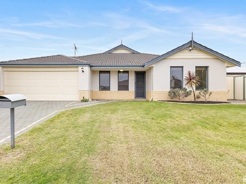 11 Edinburgh Road, Seville Grove WA 6112