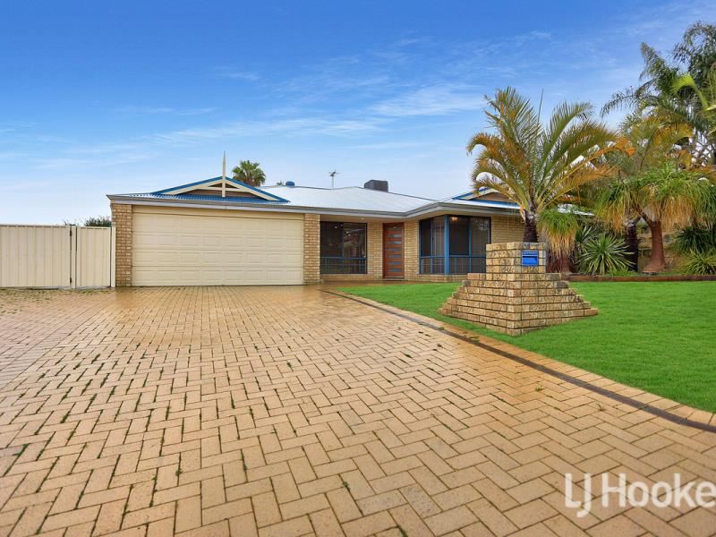 11 Kestrel Close, Halls Head WA 6210