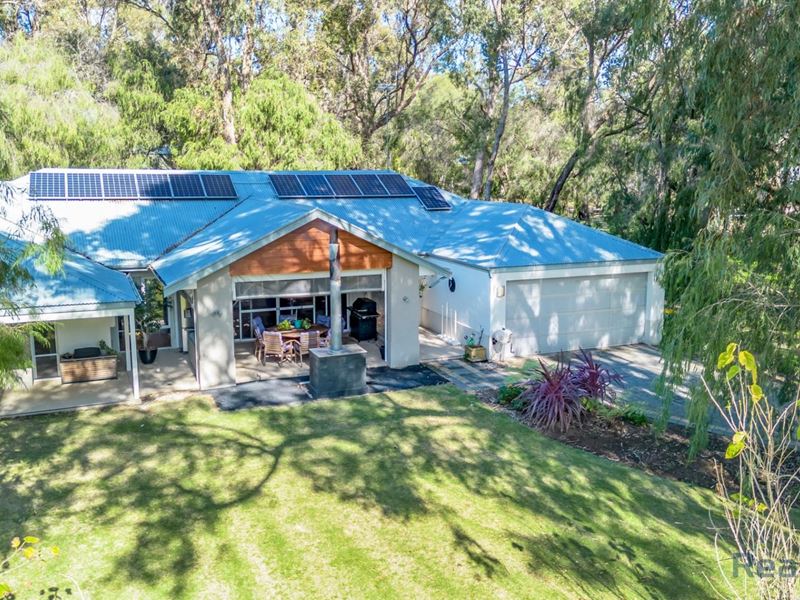 1 Crescent Drive, Bouvard