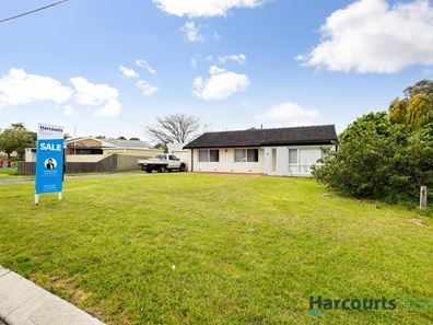 12 Nathaniel Way, Orelia WA 6167