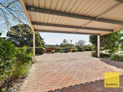 4/18 Greville Way, Girrawheen WA 6064