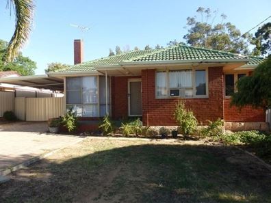 6 Hennessy Avenue, Orelia WA 6167