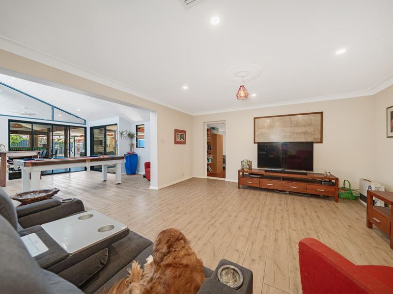 53 Pitonga Way, Greenwood