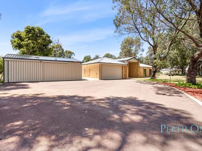 27 Peelfold Glen, Golden Bay WA 6174