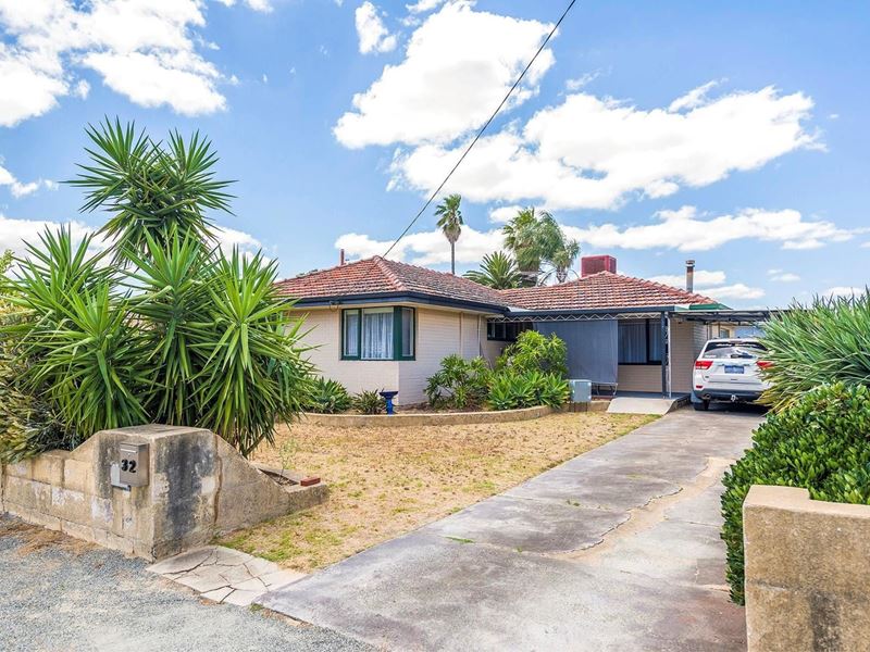 32 Farmer Way, Parmelia WA 6167