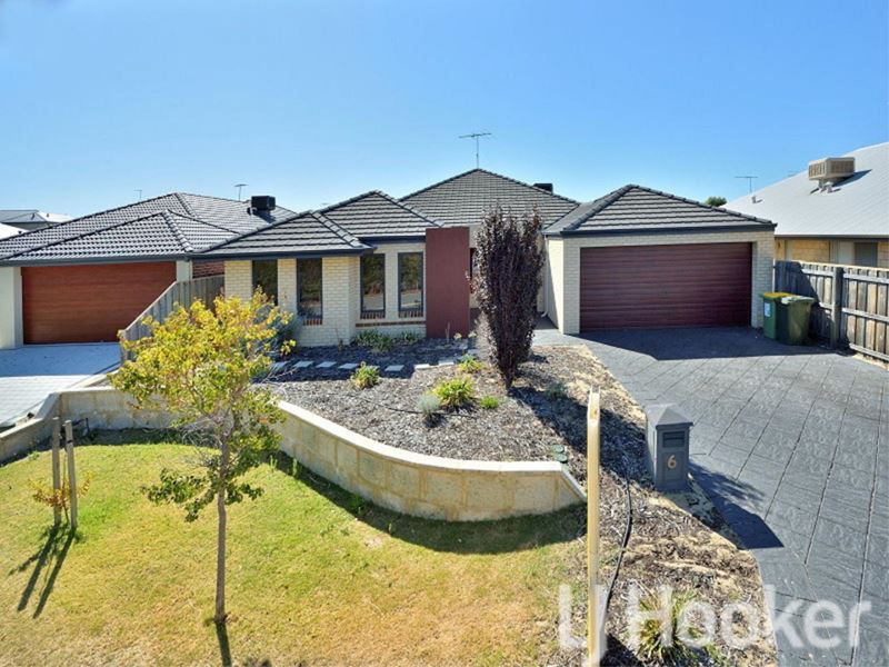 6 Santalum Circus, Halls Head WA 6210